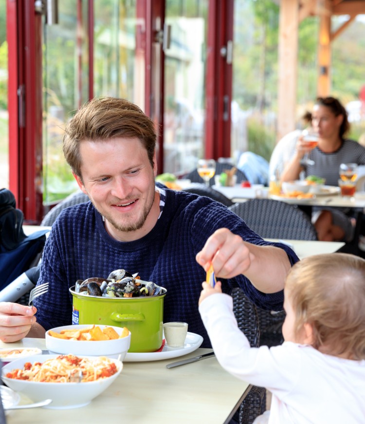 Mosselen eten in Zeeuws Vlaanderen