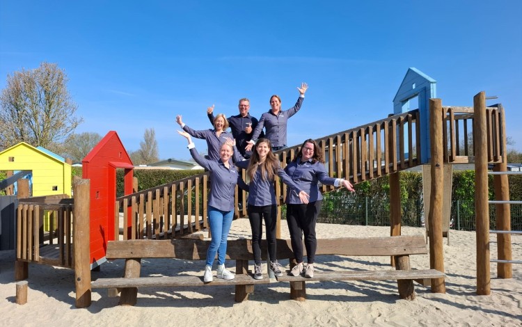 Team 2025 in de speeltuin